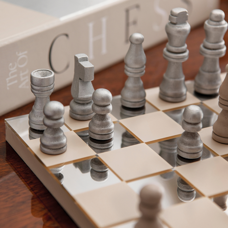 Schach Mirror von PRINTWORKS - Verspiegeltes Schachbrett - Schachspiel als  Deko - Premium Schach - Schachfiguren aus Holz